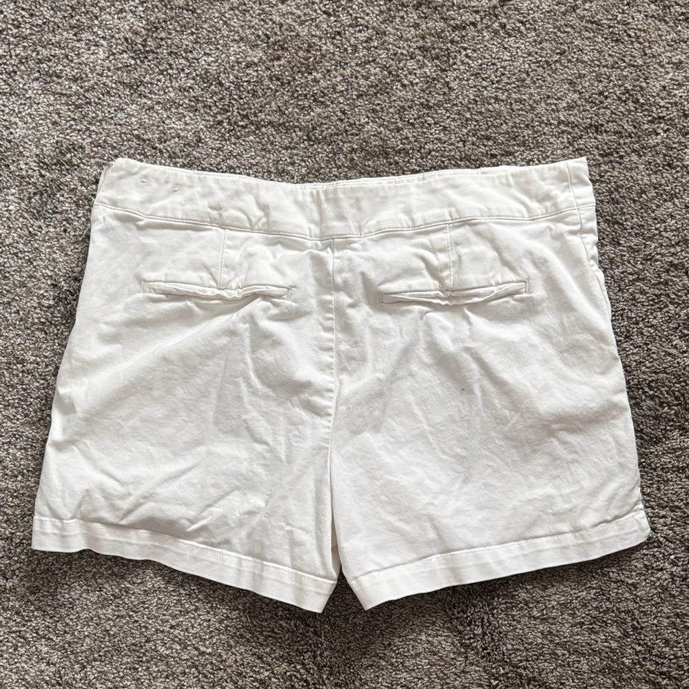 LOFT High Waist White Button Shorts - Picture 2 of 5
